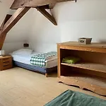 Prázdninový dům Spacieuse Maison Au Bord De La Riviere, Proche Du Mans, Avec Equipements Modernes, Ideale Pour Familles - Fr-1-410-440