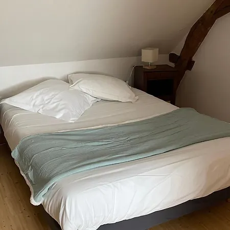 Spacieuse Maison Au Bord De La Riviere, Proche Du Mans, Avec Equipements Modernes, Ideale Pour Familles - Fr-1-410-440 *