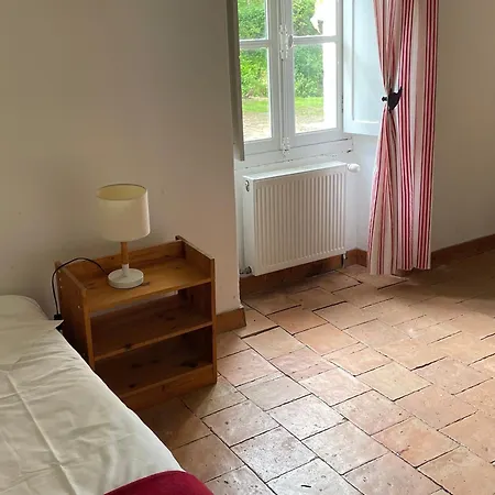 Spacieuse Maison Au Bord De La Riviere, Proche Du Mans, Avec Equipements Modernes, Ideale Pour Familles - Fr-1-410-440 Holiday home *