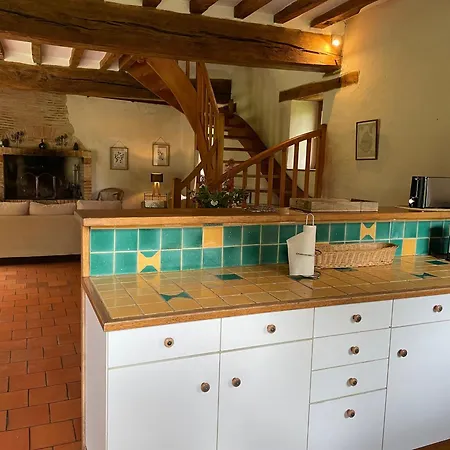 Spacieuse Maison Au Bord De La Riviere, Proche Du Mans, Avec Equipements Modernes, Ideale Pour Familles - Fr-1-410-440 * Solesmes (Sarthe)