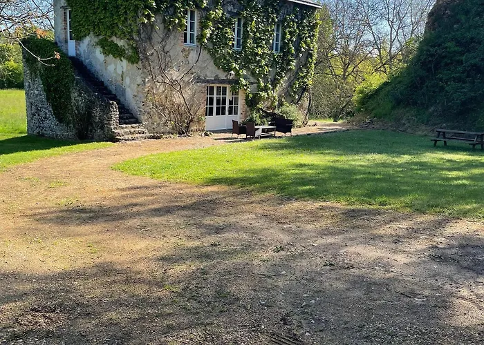 Spacieuse Maison Au Bord De La Riviere, Proche Du Mans, Avec Equipements Modernes, Ideale Pour Familles - Fr-1-410-440 Solesmes (Sarthe)